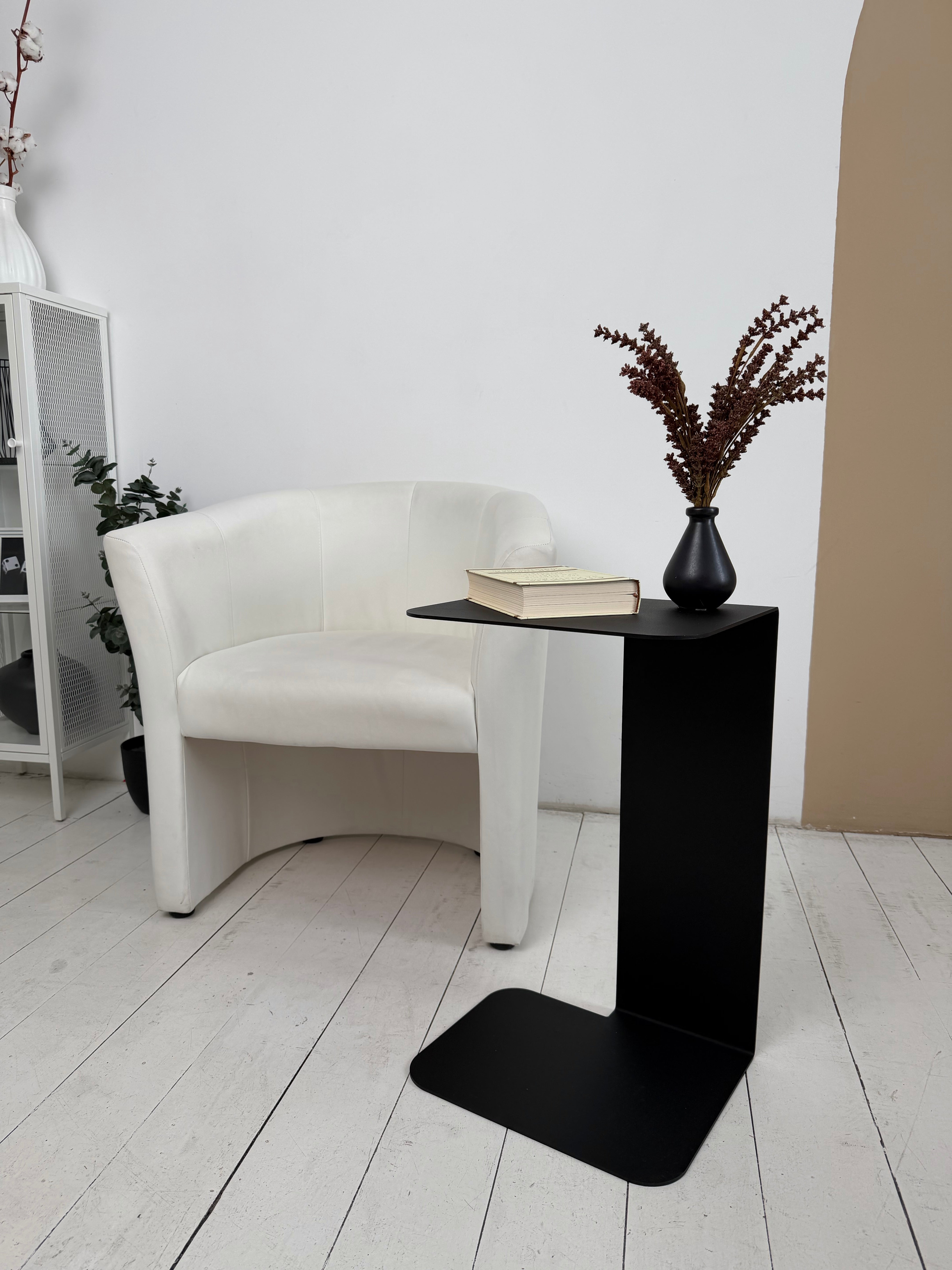 Tavolino laterale in metallo moderno e minimalista, tavolino da caffè